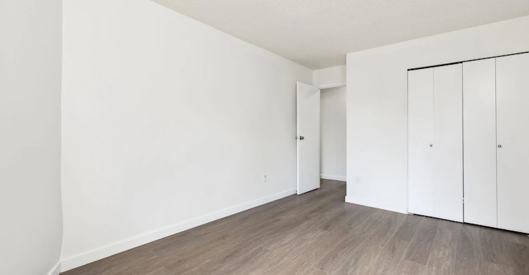 114-514 13th Street, New Westminster, BC, V3M 5Y7 - 13