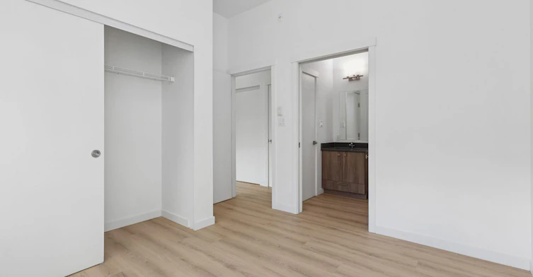 0610-1908 Scotia Street, Vancouver, BC, V5T 0E8 - 10