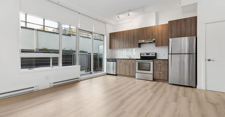 0610-1908 Scotia Street, Vancouver, BC, V5T 0E8 - 5