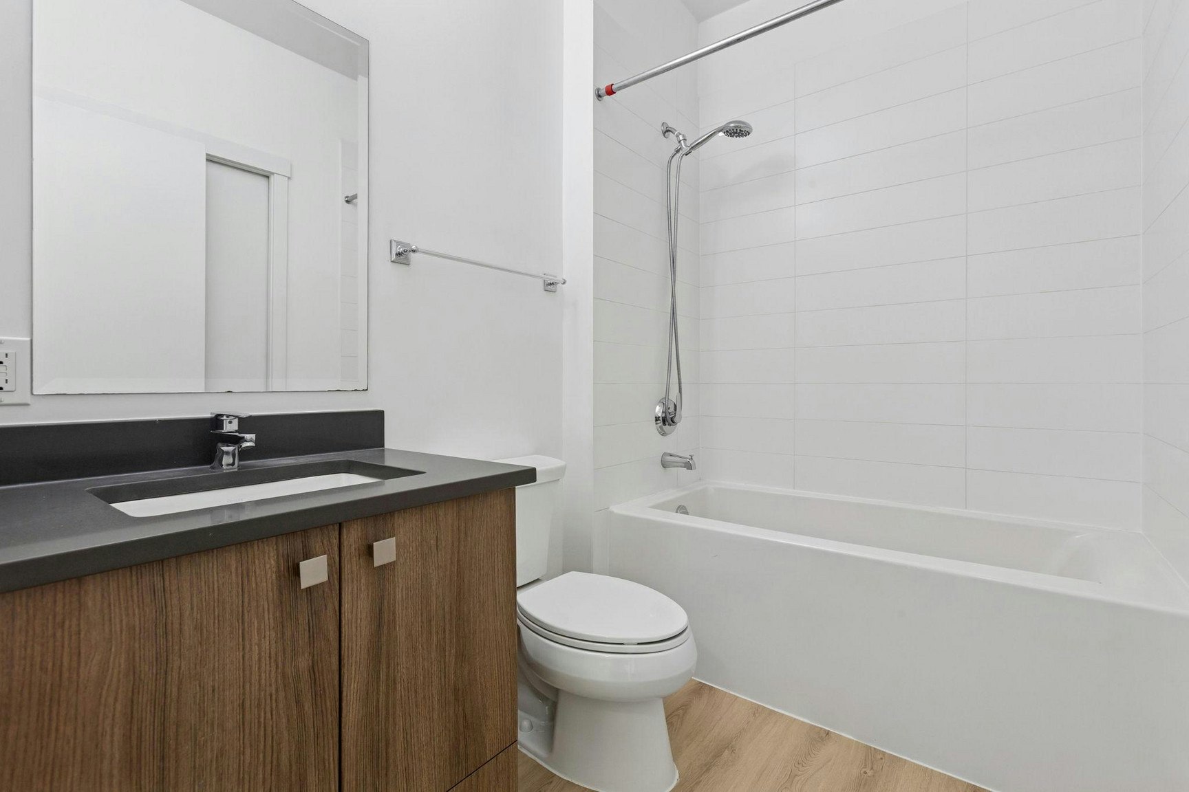 0610-1908 Scotia Street, Vancouver, BC, V5T 0E8 - 12