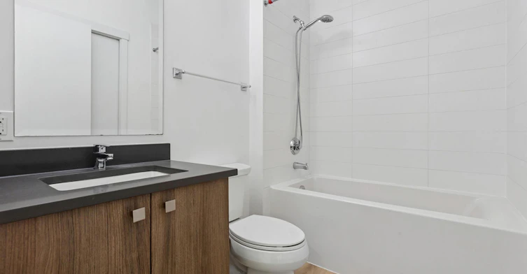 0610-1908 Scotia Street, Vancouver, BC, V5T 0E8 - 12