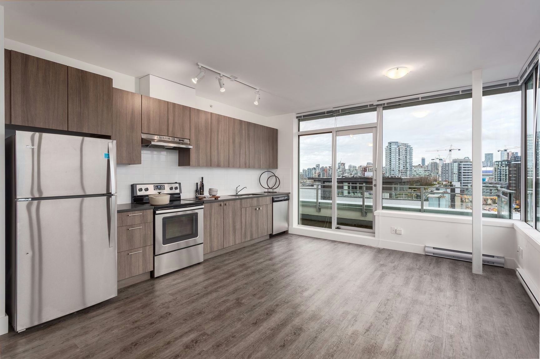 0102-1908 Scotia Street, Vancouver, BC, V5T 0E8 - 2