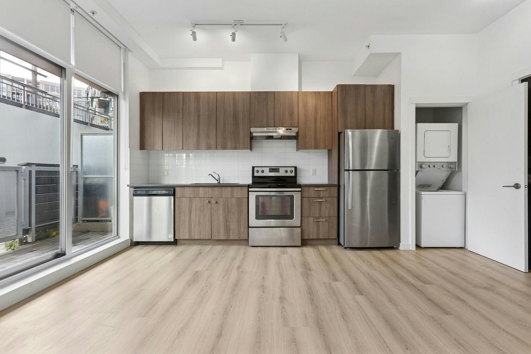 0610-1908 Scotia Street, Vancouver, BC, V5T 0E8 - 4