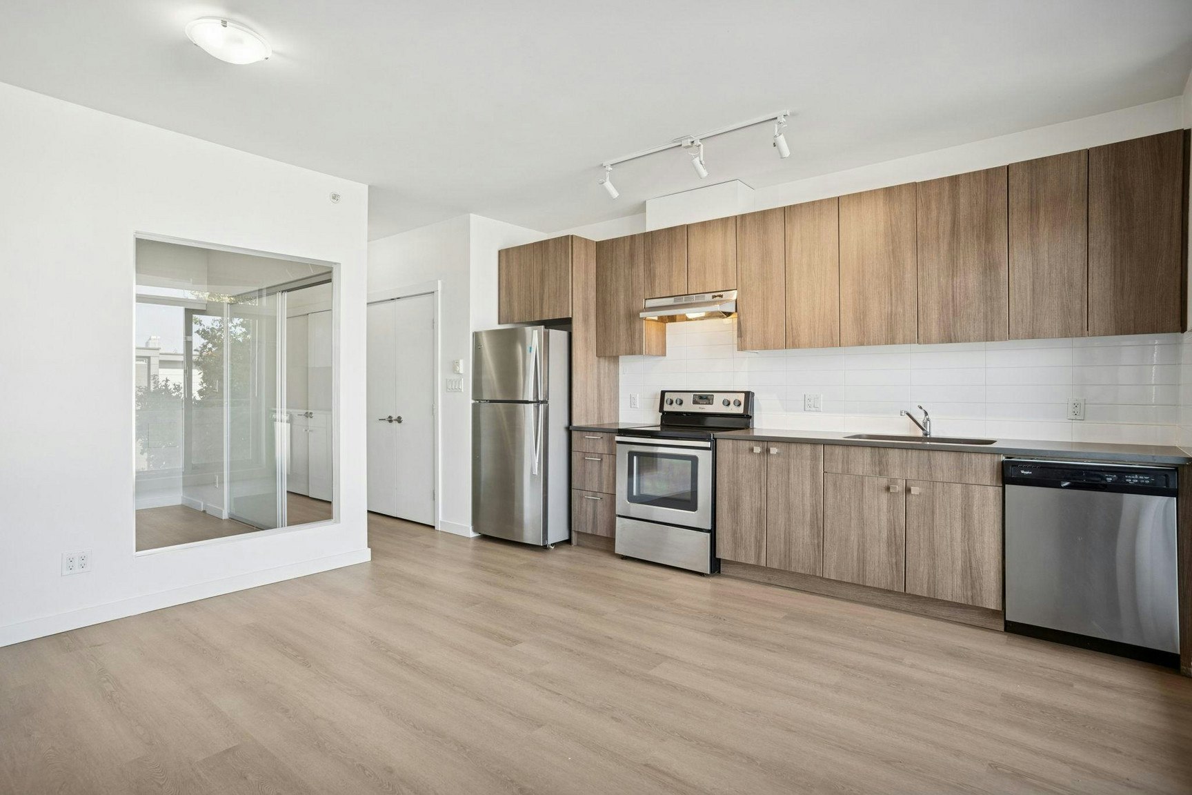 0505-1908 Scotia Street, Vancouver, BC, V5T 0E8 - 5