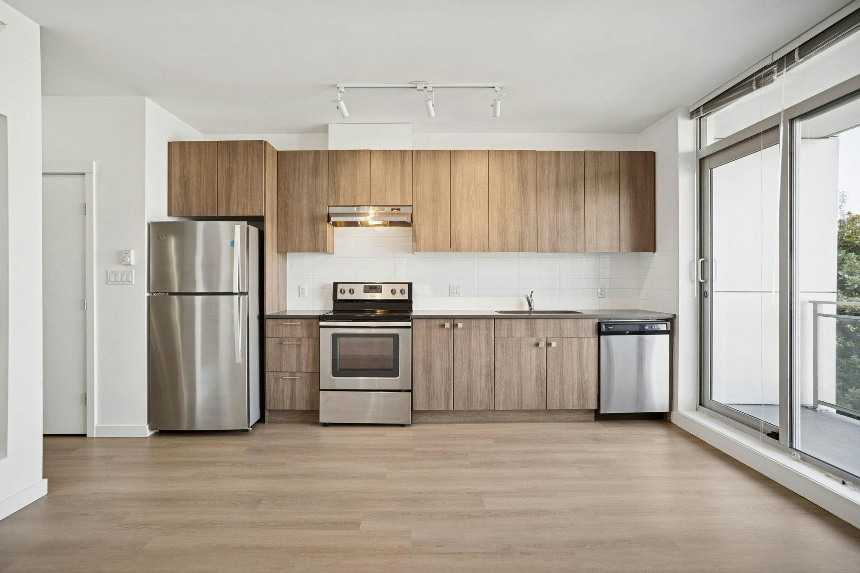 0505-1908 Scotia Street, Vancouver, BC, V5T 0E8 - 3