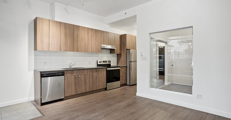 1916-1908 Scotia Street, Vancouver, BC, V5T 0E8 - 8