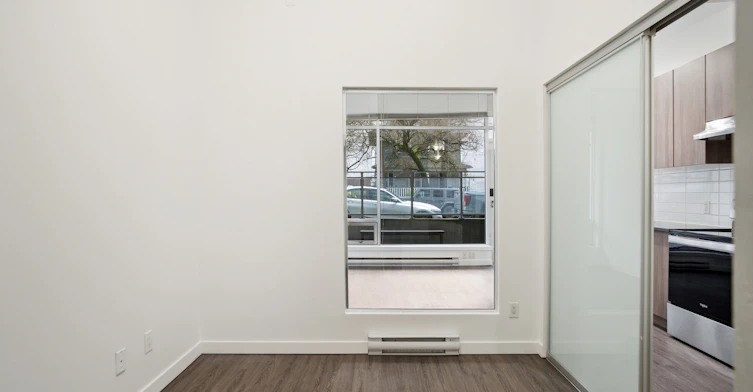 1916-1908 Scotia Street, Vancouver, BC, V5T 0E8 - 11