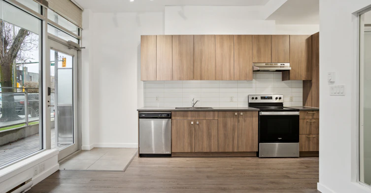1916-1908 Scotia Street, Vancouver, BC, V5T 0E8 - 7