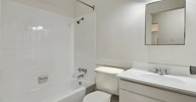 310-10557 150 Street, Surrey, BC, V3R 4B6 - 20