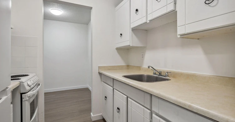 310-10557 150 Street, Surrey, BC, V3R 4B6 - 7