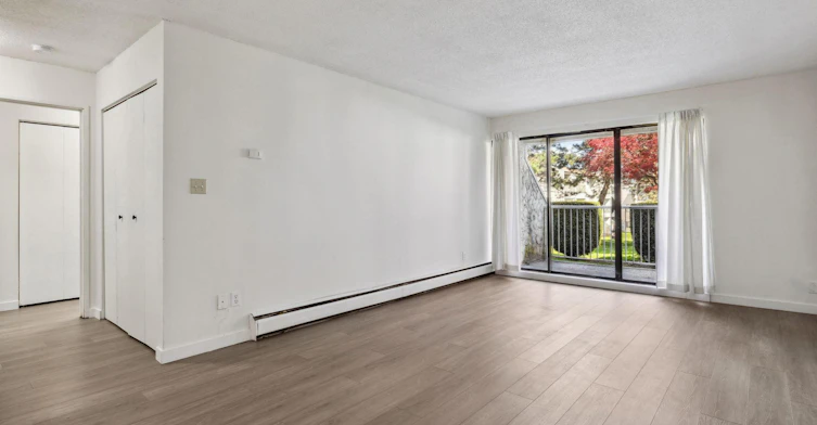 126-10557 150 Street, Surrey, BC, V3R 4B6 - 8