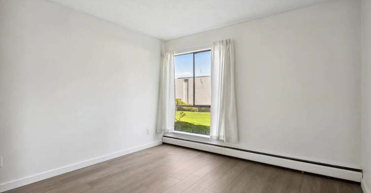 126-10557 150 Street, Surrey, BC, V3R 4B6 - 13
