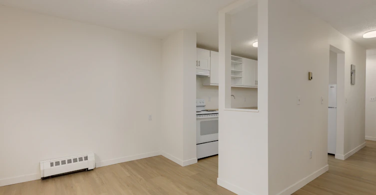 203-1859 Woodway Place, Burnaby, BC, V5B 2N5 - 6