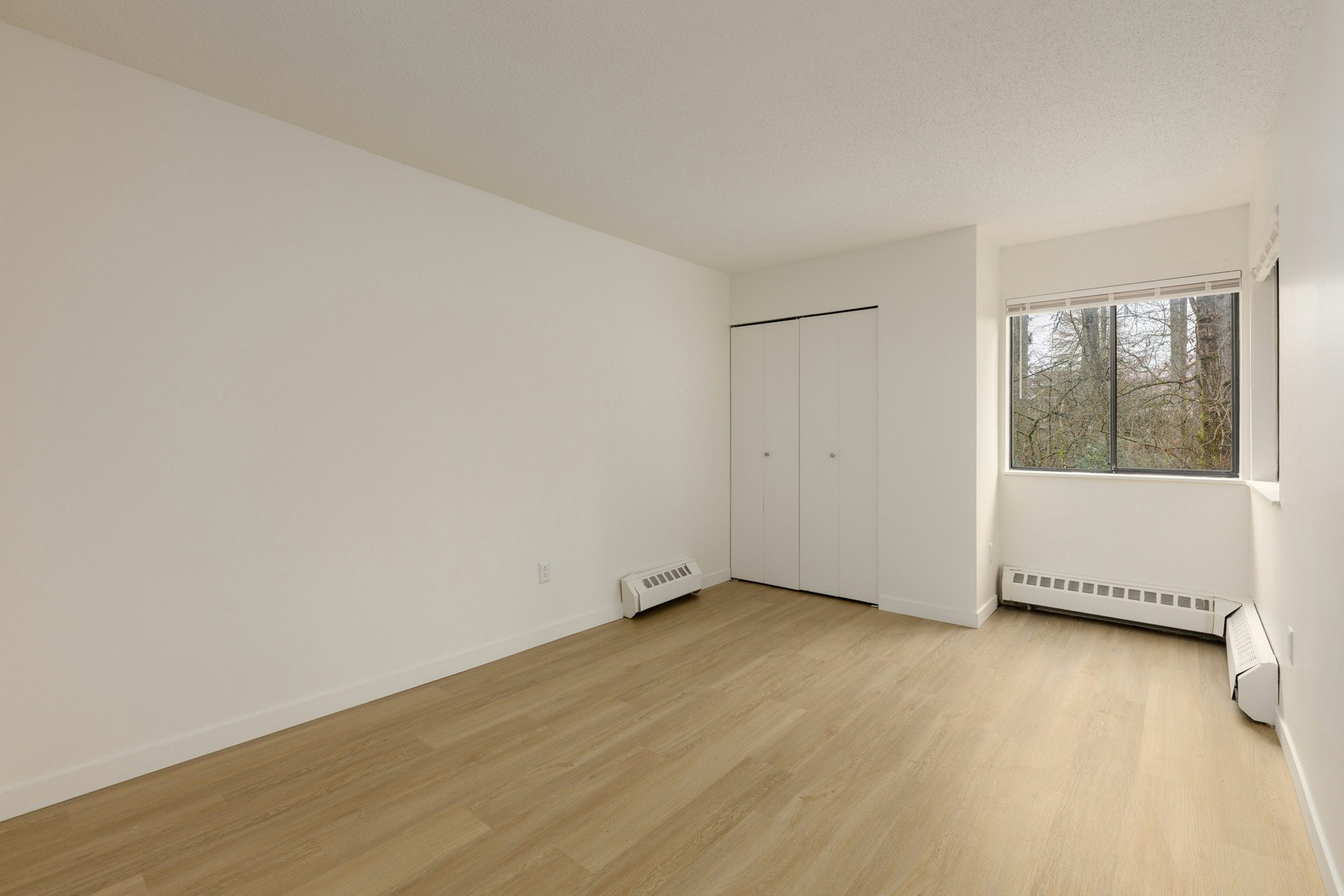 203-1859 Woodway Place, Burnaby, BC, V5B 2N5 - 10