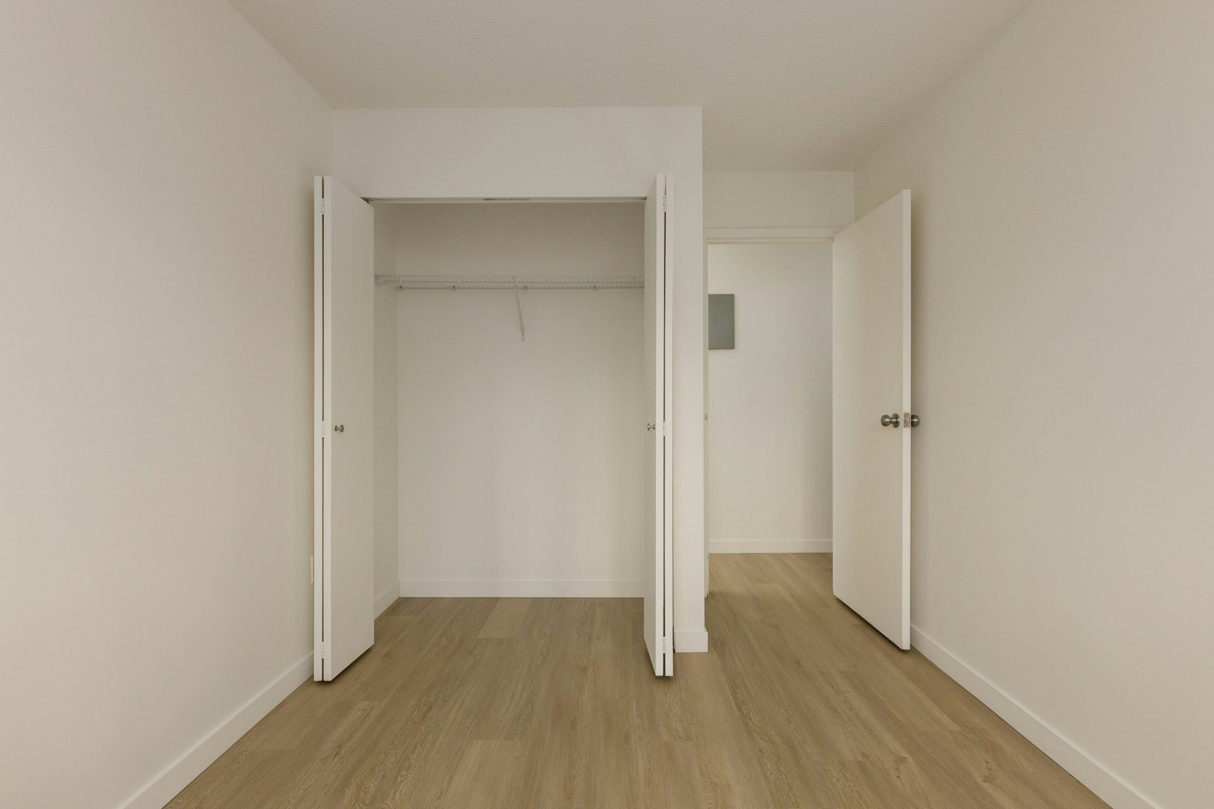 203-1859 Woodway Place, Burnaby, BC, V5B 2N5 - 14