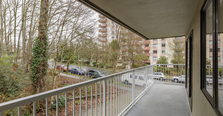 203-1859 Woodway Place, Burnaby, BC, V5B 2N5 - 17
