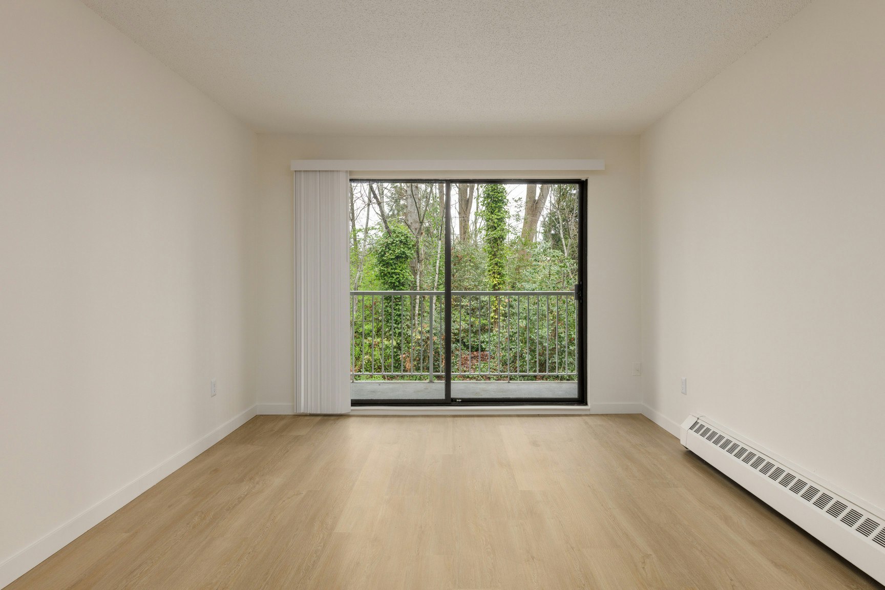120-1859 Woodway Place, Burnaby, BC, V5B 2N5 - 2