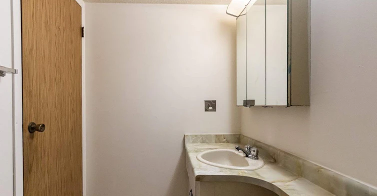 110-32815 George Ferguson Way, Abbotsford, BC, V2S 7X2 - 11