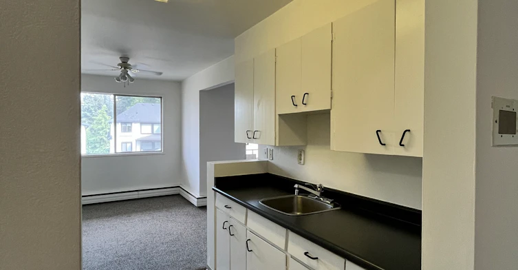 101-33702 Mcdougall Avenue, Abbotsford, BC, V2S 1W4 - 3