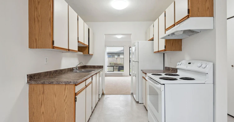 106-8660 Granville Avenue, Richmond, BC, V6Y 3H2 - 4