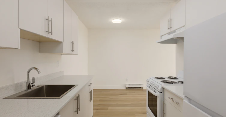 313-8660 Granville Avenue, Richmond, BC, V6Y 3H2 - 5