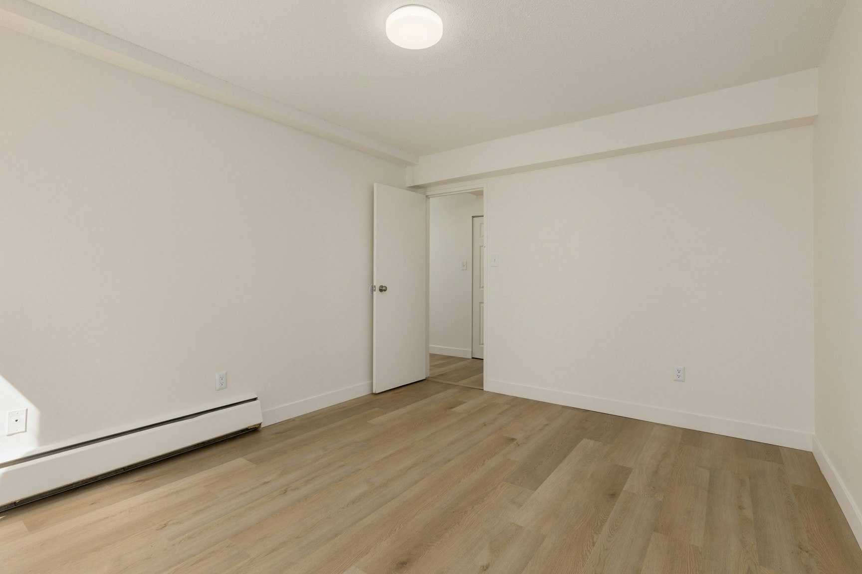 226-222-13270 105a Avenue, Surrey, BC, V3T 2A4 - 3
