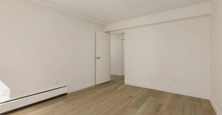 226-222-13270 105a Avenue, Surrey, BC, V3T 2A4 - 3
