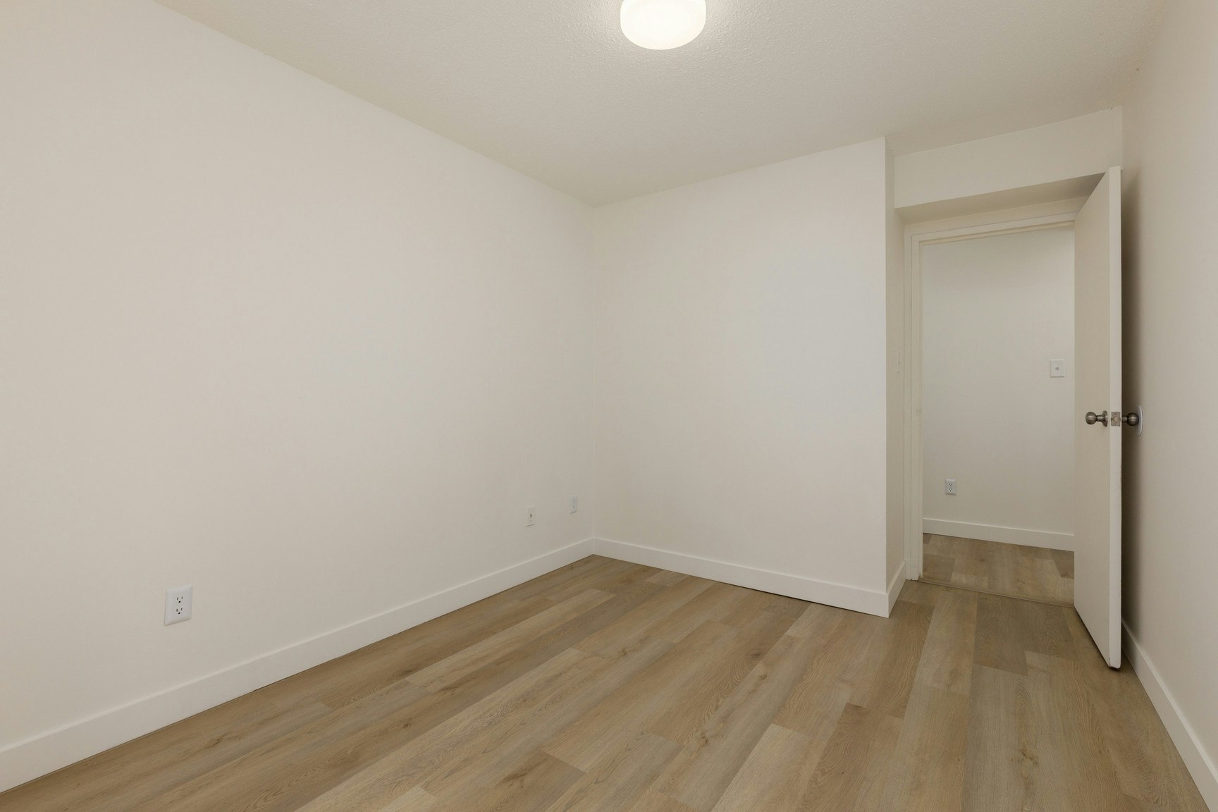 226-222-13270 105a Avenue, Surrey, BC, V3T 2A4 - 5