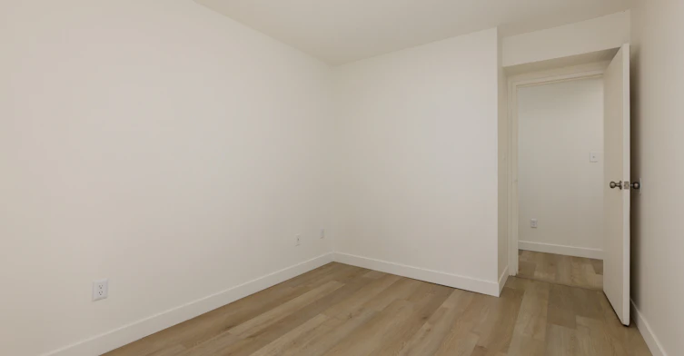 226-222-13270 105a Avenue, Surrey, BC, V3T 2A4 - 5