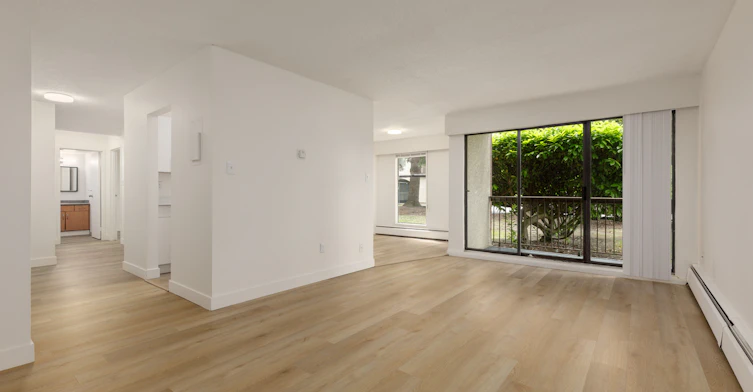 226-222-13270 105a Avenue, Surrey, BC, V3T 2A4 - 13