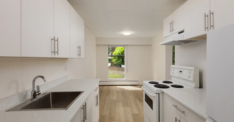 226-222-13270 105a Avenue, Surrey, BC, V3T 2A4 - 8