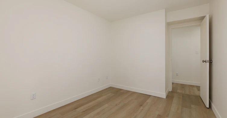 224-223-13270 105a Avenue, Surrey, BC, V3T 2A4 - 5