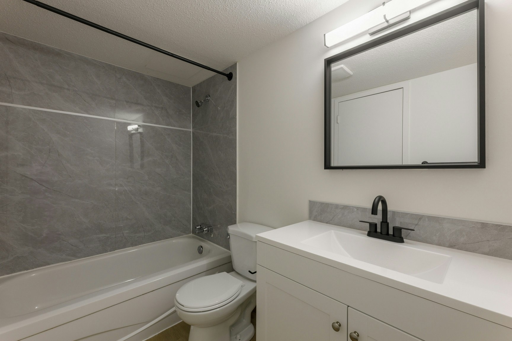 224-223-13270 105a Avenue, Surrey, BC, V3T 2A4 - 18