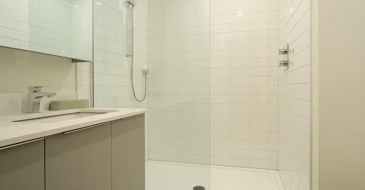 650 Wellington Rue, Montréal, QC, H3C 1T3 - 12