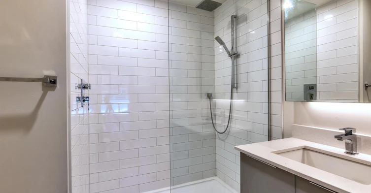 650 Wellington Rue, Montréal, QC, H3C 1T3 - 11