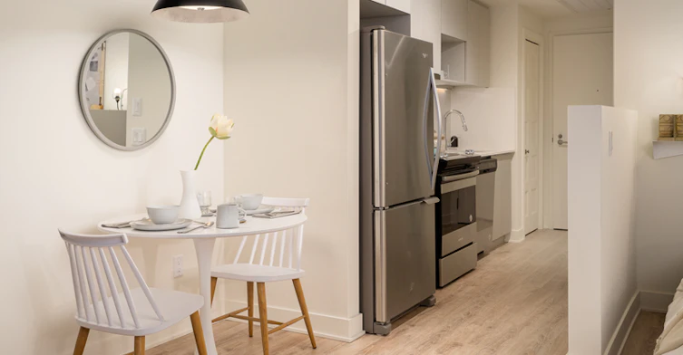 1007-650 Wellington Rue, Montréal, QC, H3C 1T3 - 9
