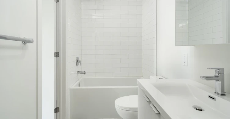 1705 William Rue, Montréal, QC, H3J 1R3 - 16