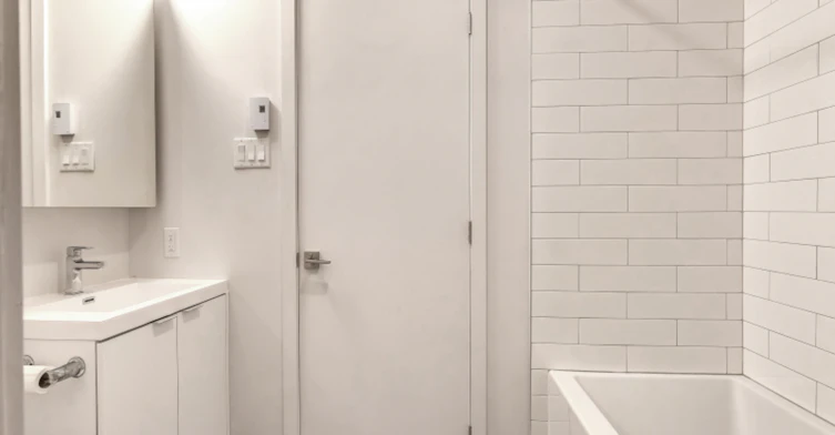 1705 William Rue, Montréal, QC, H3J 1R3 - 17