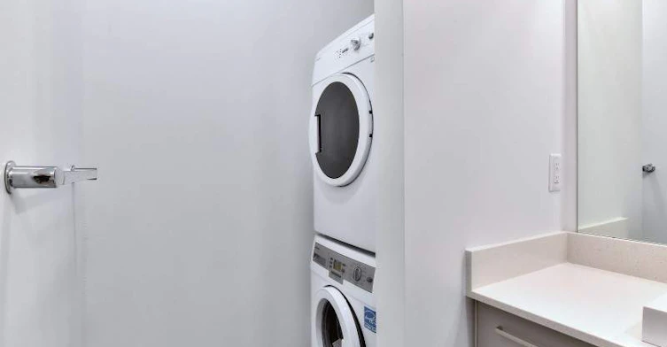 500 Sauvé Rue Est, Montréal, QC, H3L 2G2 - 13