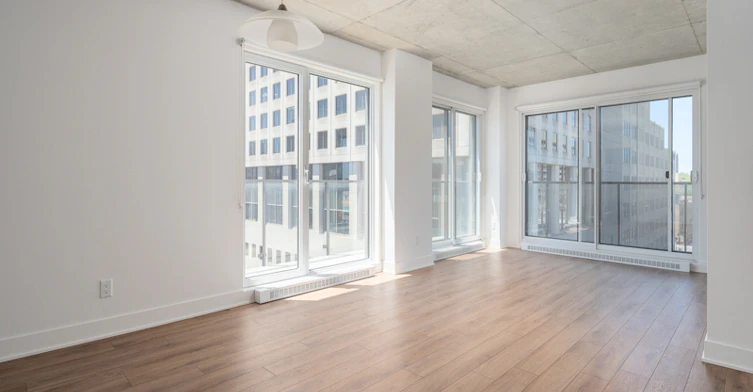 802-1325 St Andre Rue, Montréal, QC, H2L 0G6