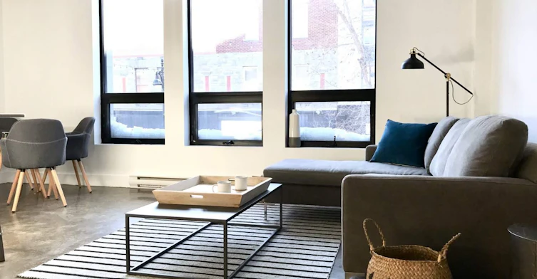 203-3827 Saint Laurent Boulevard, Montréal, QC, H2W 1X9