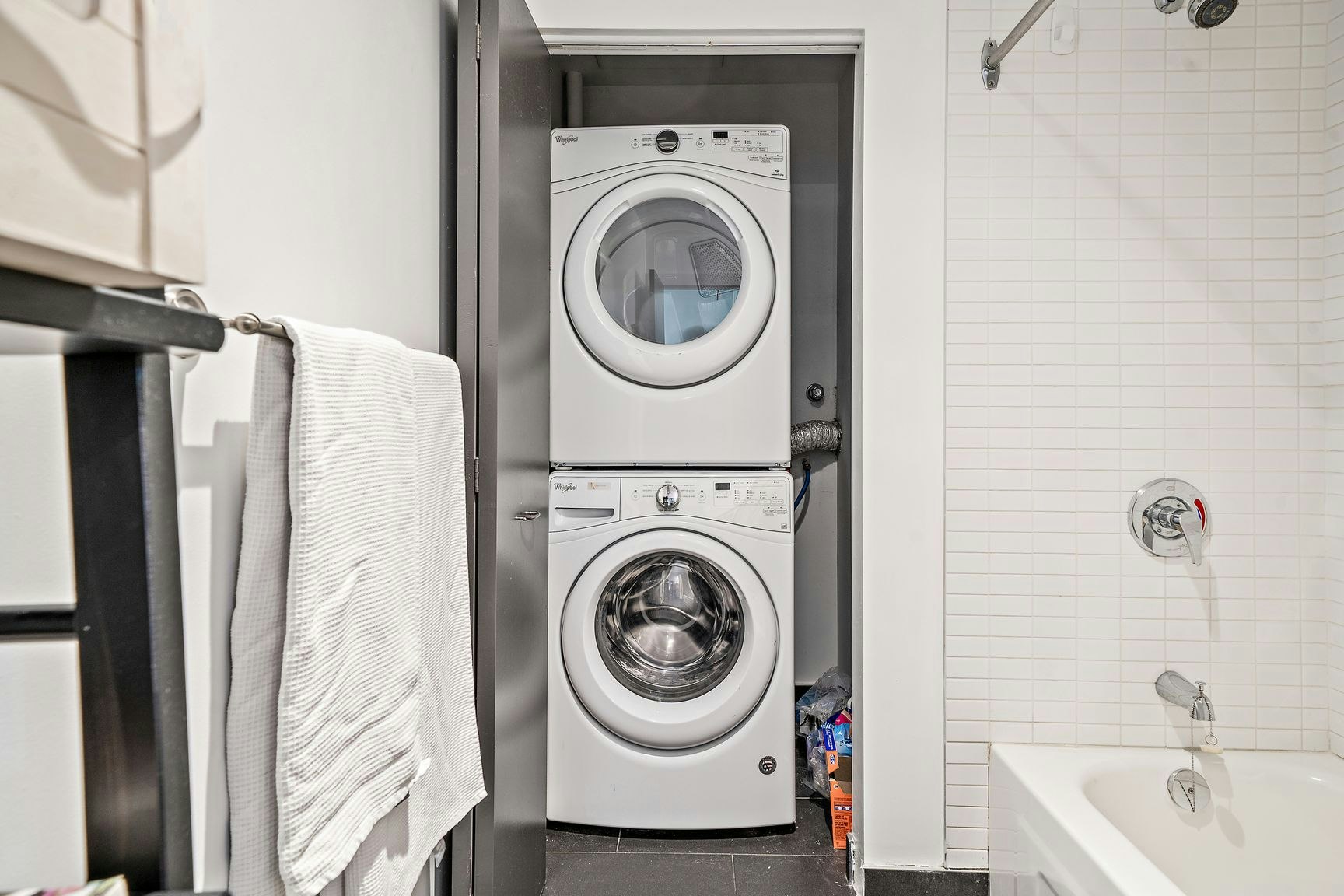 203-3827 Saint Laurent Boulevard, Montréal, QC, H2W 1X9 - 5
