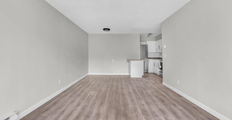 S-107-2441 Countess Street, Abbotsford, BC, V2T 4G3 - 3