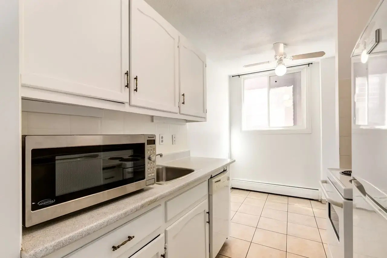 402-1512 15 Avenue SW, Calgary, AB, T3C 0X9 - 9