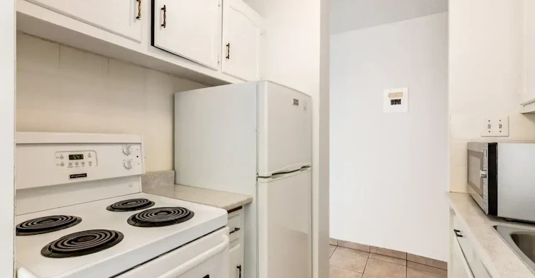 402-1512 15 Avenue SW, Calgary, AB, T3C 0X9 - 3