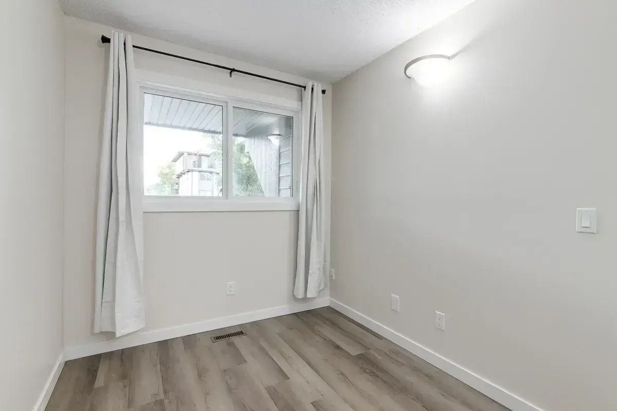 501-739 Bracewood Drive SW, Calgary, AB, T2W 3N3 - 86
