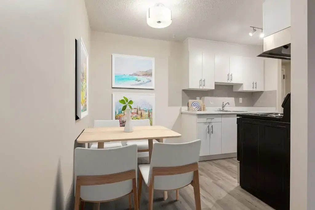 201-89 Collins Crescent SE, Medicine Hat, AB, T1B 1T7 - 2