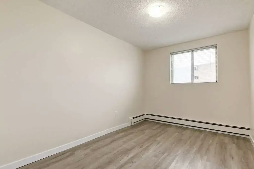 108-89 Collins Crescent SE, Medicine Hat, AB, T1B 1T7 - 11