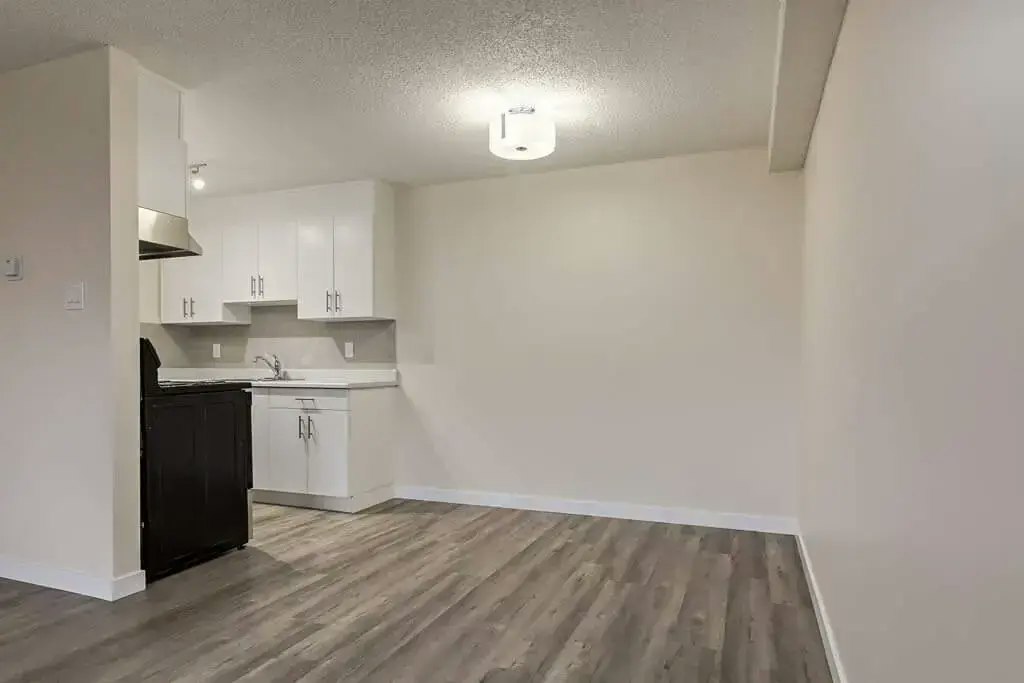 108-89 Collins Crescent SE, Medicine Hat, AB, T1B 1T7 - 9