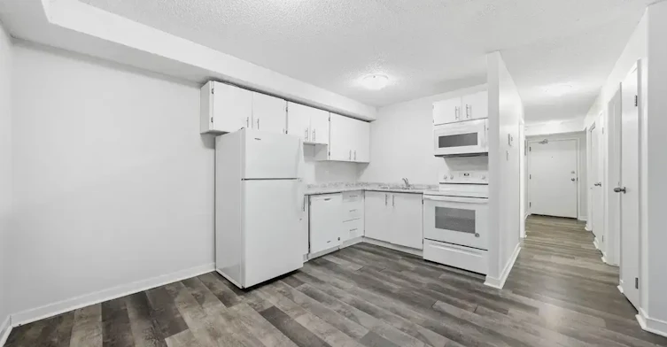 201-232 Pinehouse Drive, Saskatoon, SK, S7K 7Z9 - 21